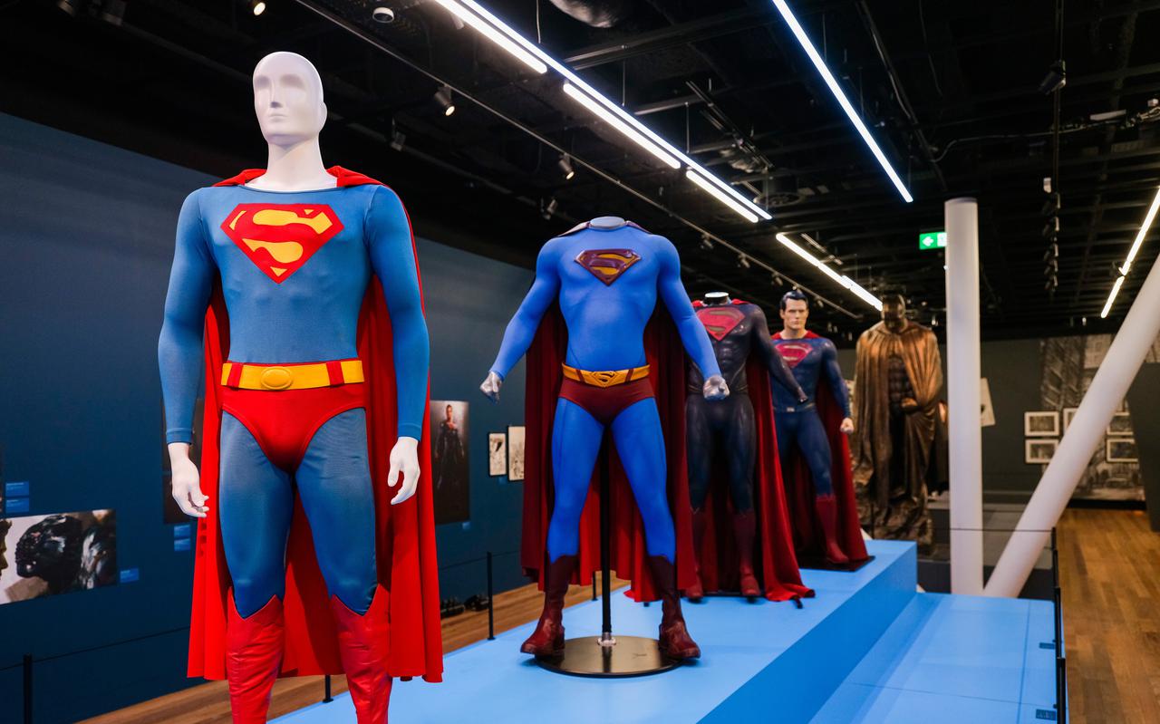 Superman-catwalk in de tentoonstelling The Art of DC - The Dawn of Super Heroes, Forum Groningen.