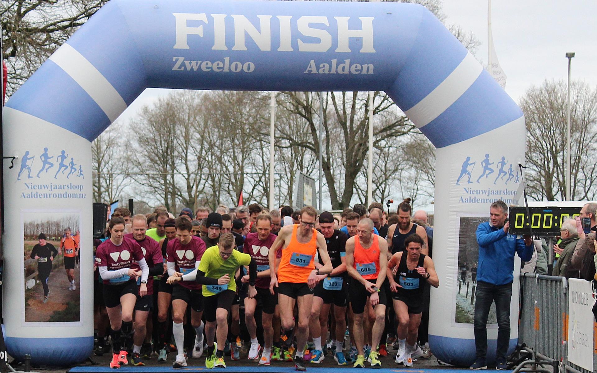 Het was dringen geblazen bij de start.
