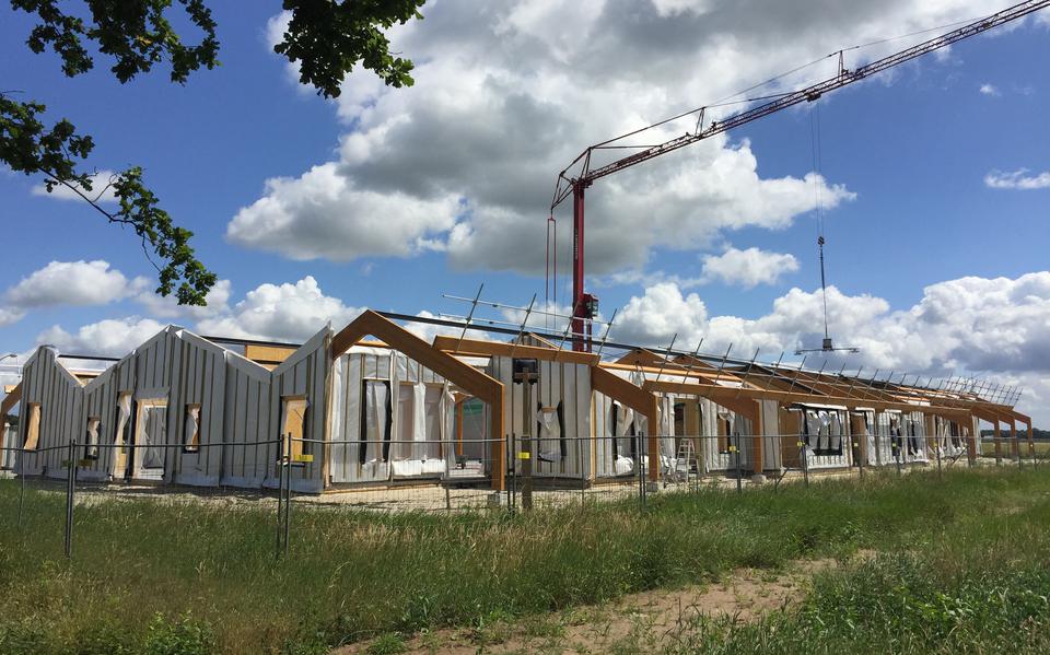De bouw van het kindcentrum aan de Slochterveldweg in Slochteren in juli 2019. Foto: Eigen foto