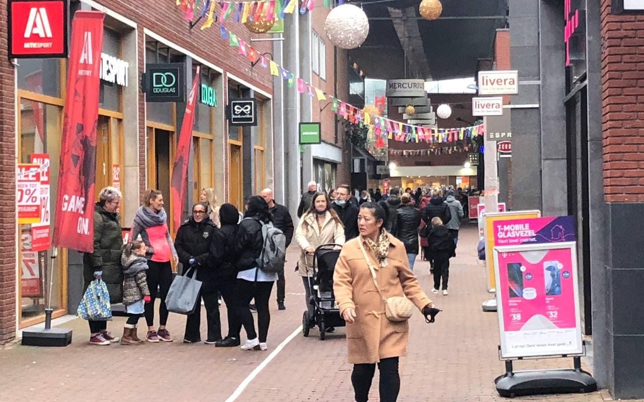 Het Mercuriuscentrum in Assen rond 11.00 uur. Het Mercuriuscentrum in Assen rond 11.00 uur.