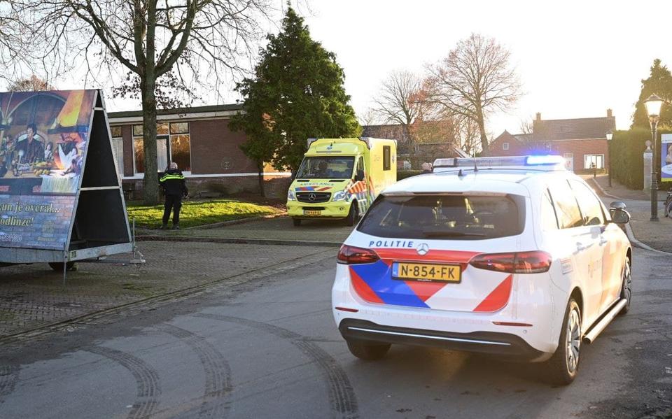 Jongen op de fiets aangereden in Godlinze: met spoed naar ziekenhuis. Jongen op de fiets aangereden in Godlinze: met spoed naar ziekenhuis.