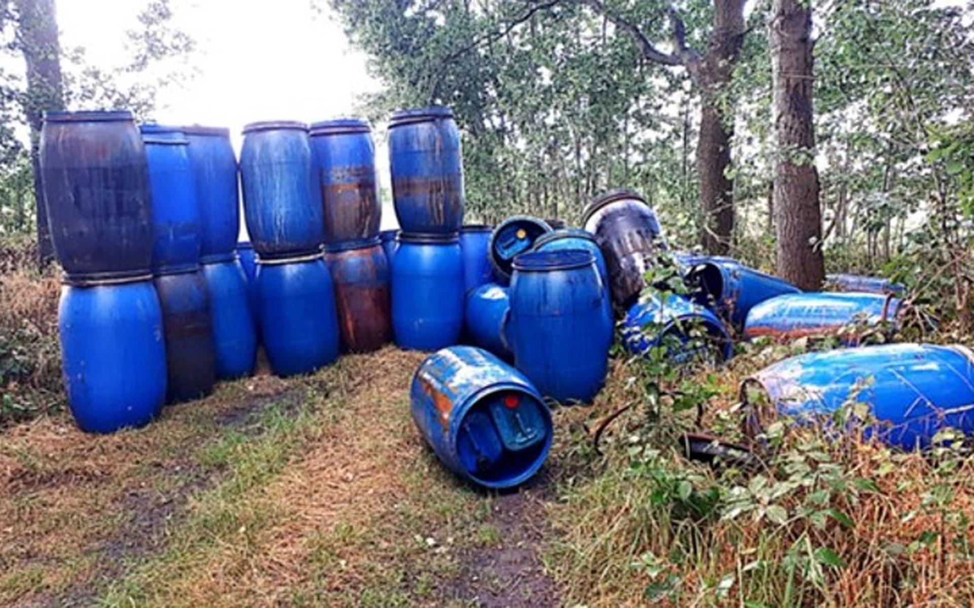 OM eist taakstraf en jaar cel voor dumpen drugsafval in waterwingebied Annen en Zuidlaarderveen