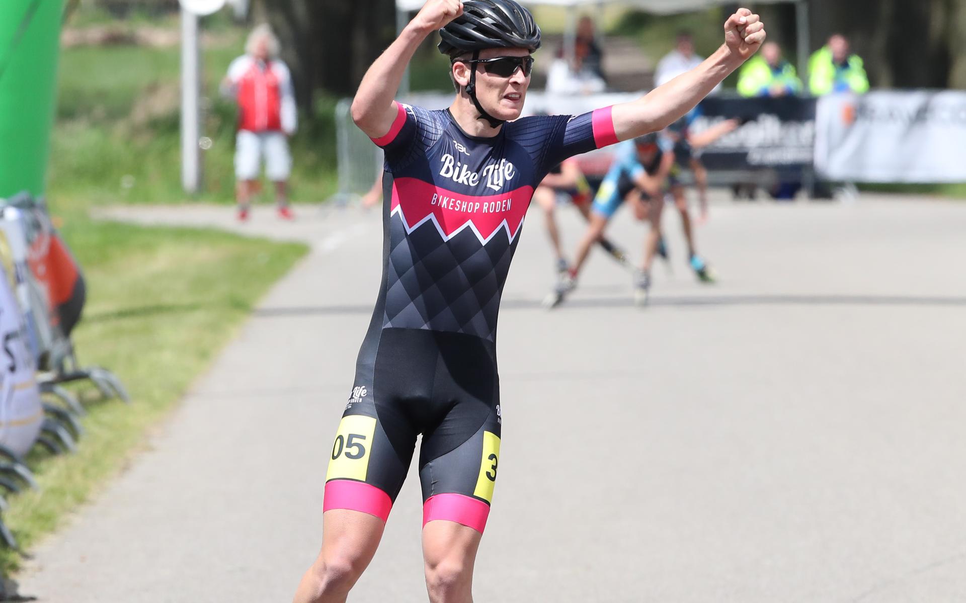 Remo Slotegraaf wordt in 2019 Nederlands kampioen bij de Junioren A bij het inline-skaten.
