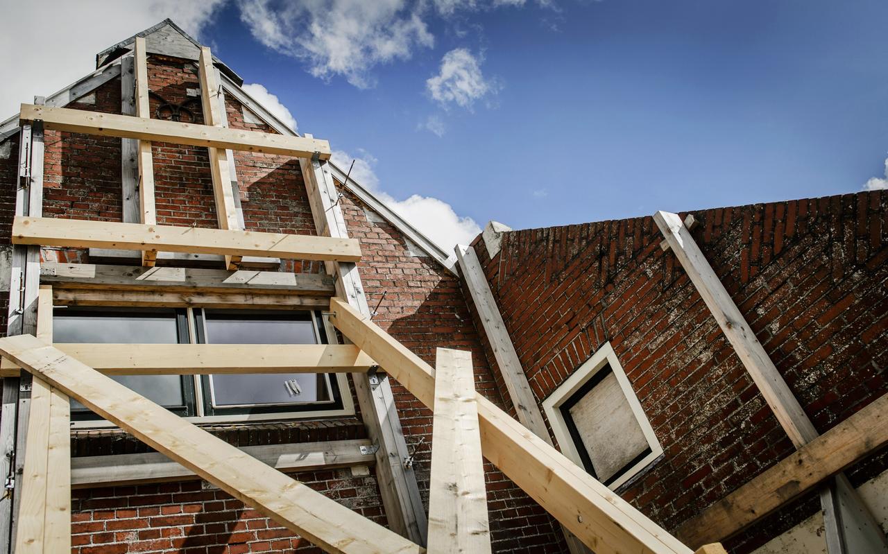 Het recht op compensatie voor waardedaling of verminderde waardestijging is niet afhankelijk van de vraag of iemand schade heeft geleden en of hij die heeft gemeld, dan wel vergoed gekregen. Het recht op compensatie voor waardedaling of verminderde waardestijging is niet afhankelijk van de vraag of iemand schade heeft geleden en of hij die heeft gemeld, dan wel vergoed gekregen.
