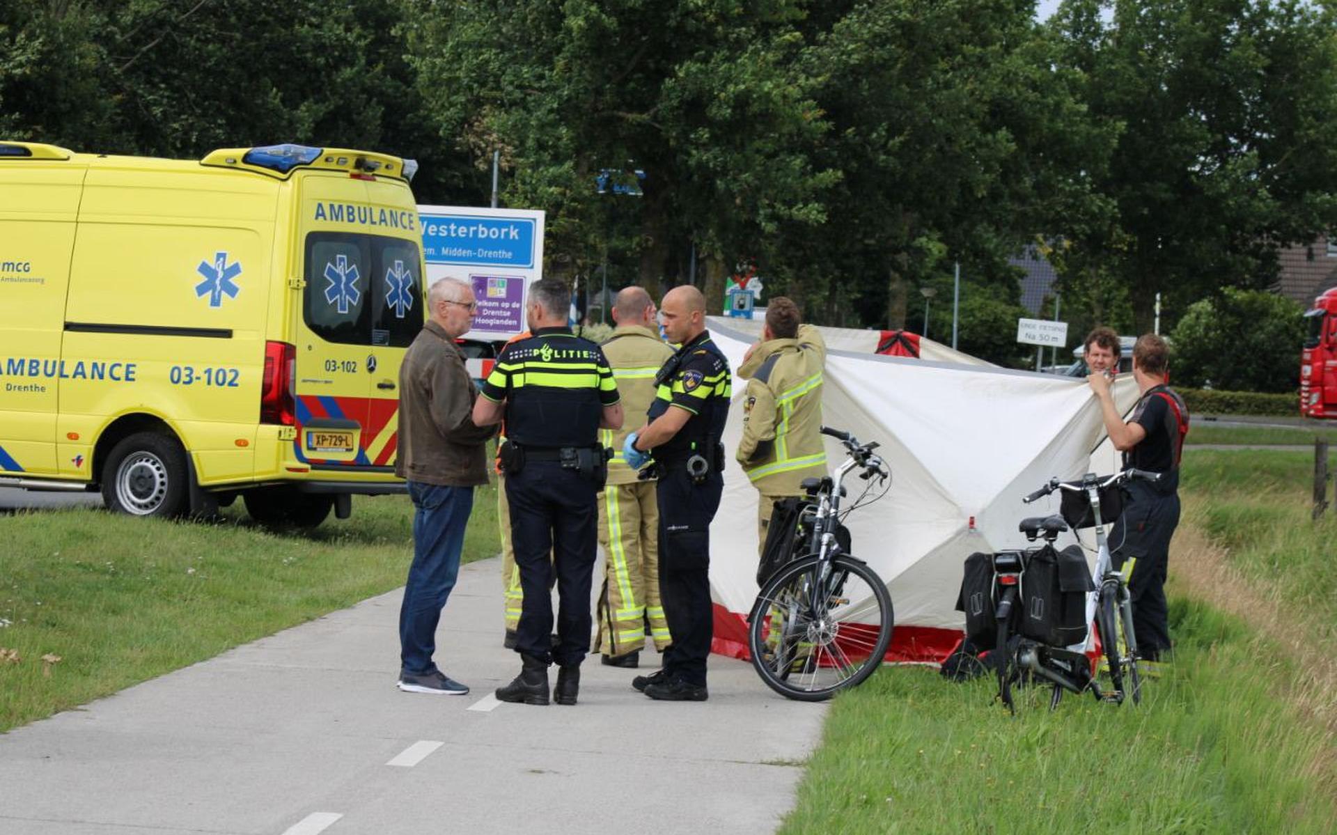 Fietser overleden na botsing bij Westerbork - Dagblad van het Noorden - Dagblad van het Noorden