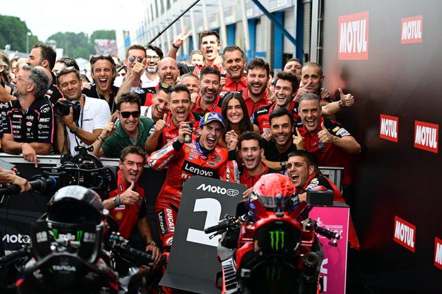 Márquez had niet zoveel met TT Circuit, maar pakt ‘gewoon’ de volle buit in Assen