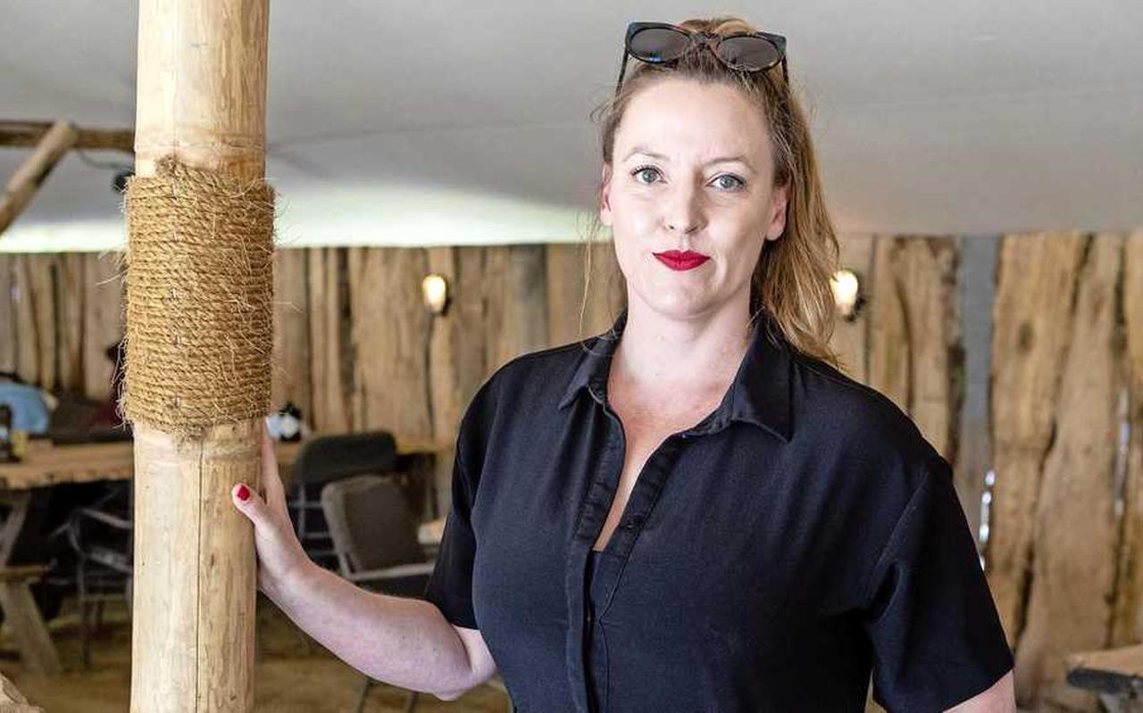 Als hoofd van de succesvolle Uitgeverij Inside is Marieke Derksen veel meer dan ’de dochter van’. Als hoofd van de succesvolle Uitgeverij Inside is Marieke Derksen veel meer dan ’de dochter van’.
