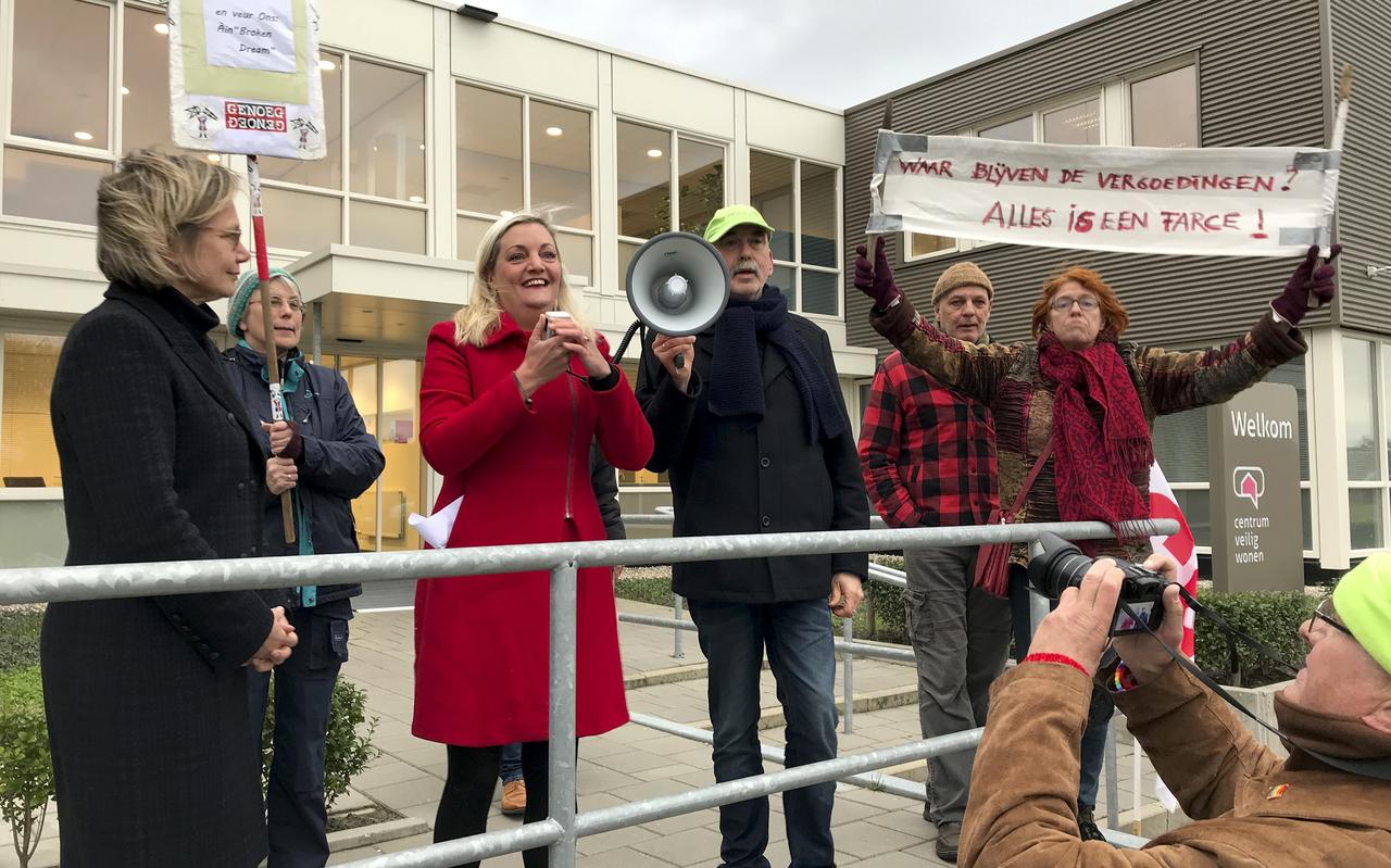 Actie vorig jaar bij Centrum Veilig Wonen (CVW) in Appingedam. Actie vorig jaar bij Centrum Veilig Wonen (CVW) in Appingedam.