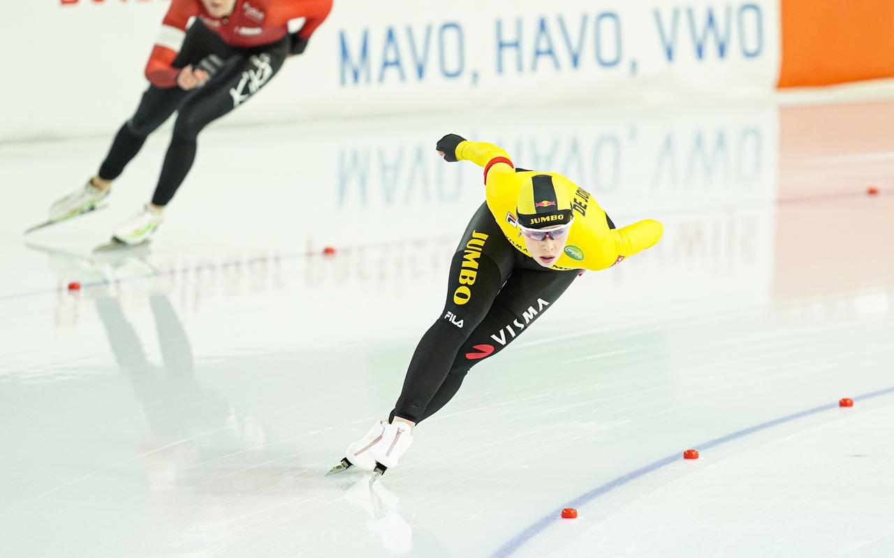 Antoinette de Jong wint de 1500 meter en verslaat Jorien ter Mors. Antoinette de Jong wint de 1500 meter en verslaat Jorien ter Mors.