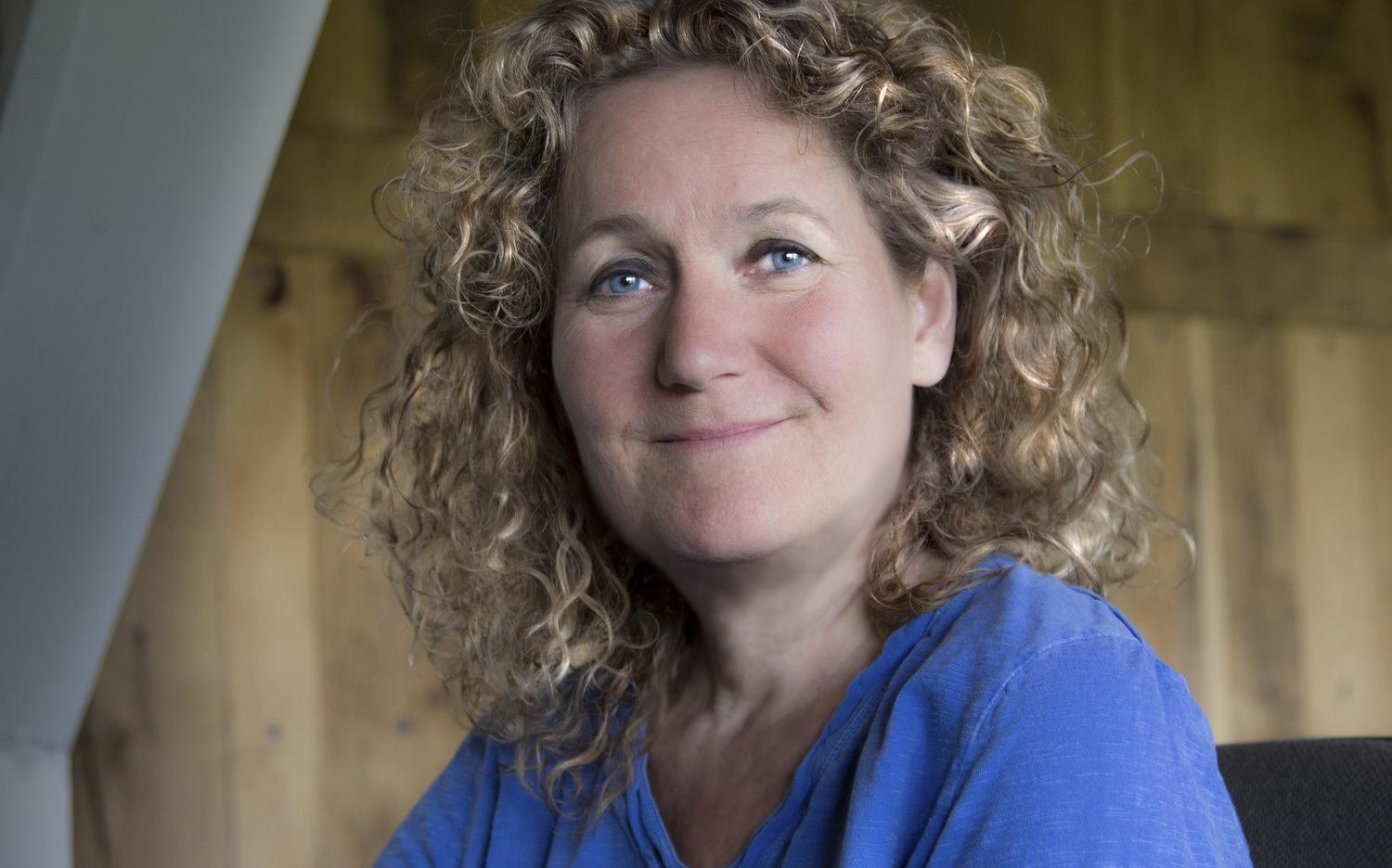 Saskia Boelsums uit Nieuw-Schoonebeek in finale Kunstenaar van het jaar 2020