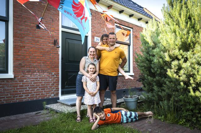 Ageeth (53) vond bij Op Roakeldais in Warffum vriendschap voor het leven. ‘Dit brengt heel wat tewee