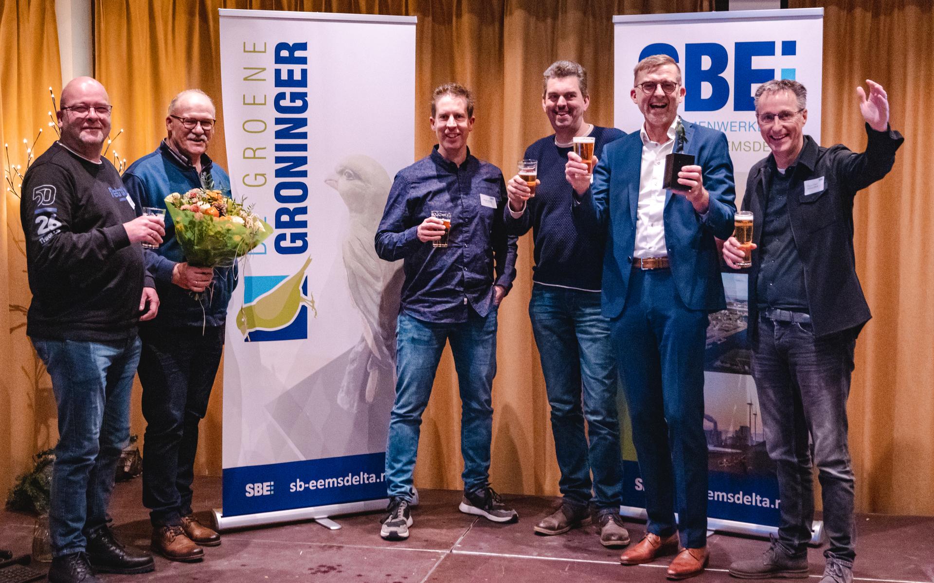 Plantmanager Henk Bijma van Holland Malt ontving de prijs uit handen van juryvoorzitter Nienke Homan.