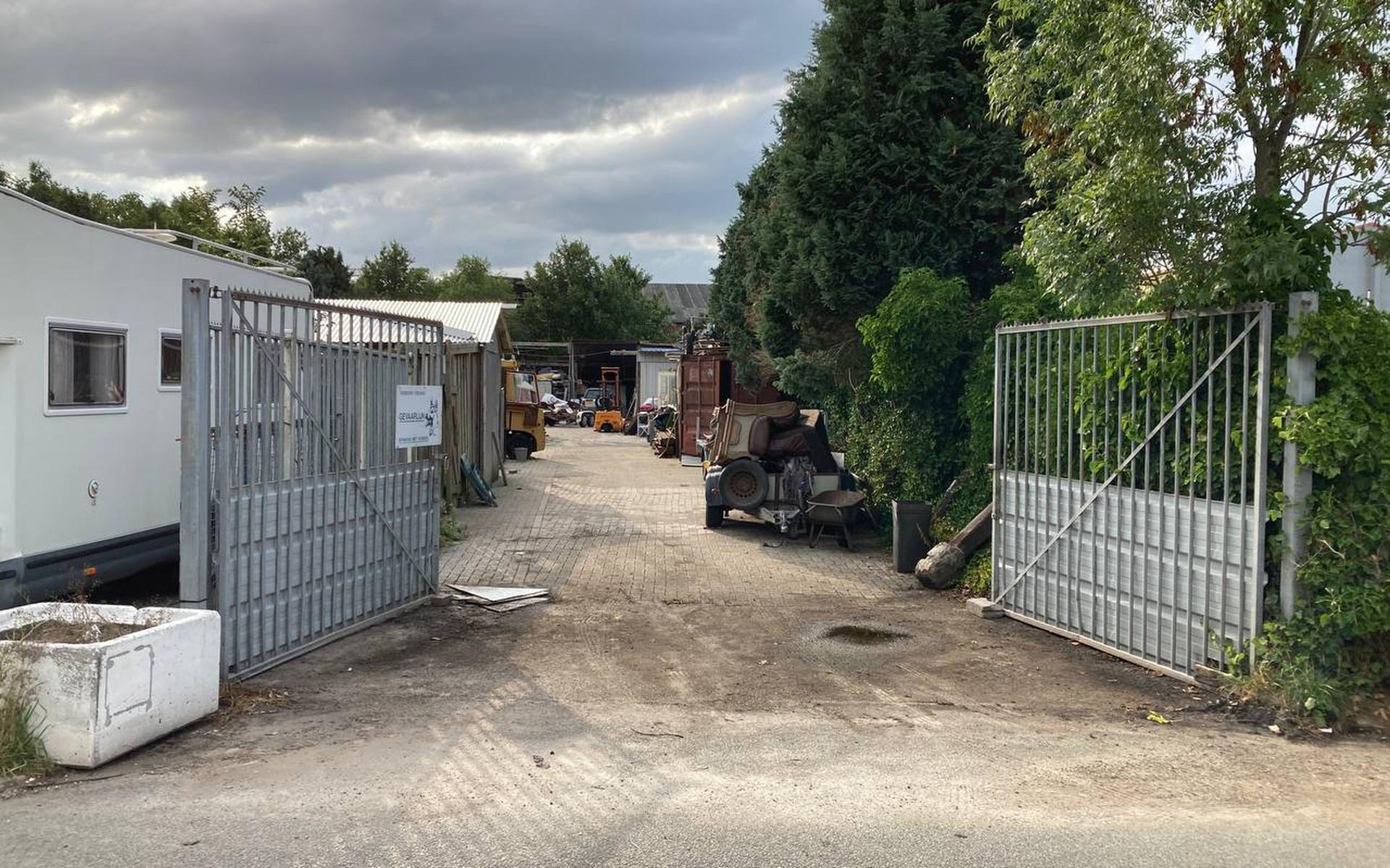 Bewoners aangehouden na vondst drugsafval bij Kiel-Windeweer. 'Dit huis heeft een verleden', aldus e
