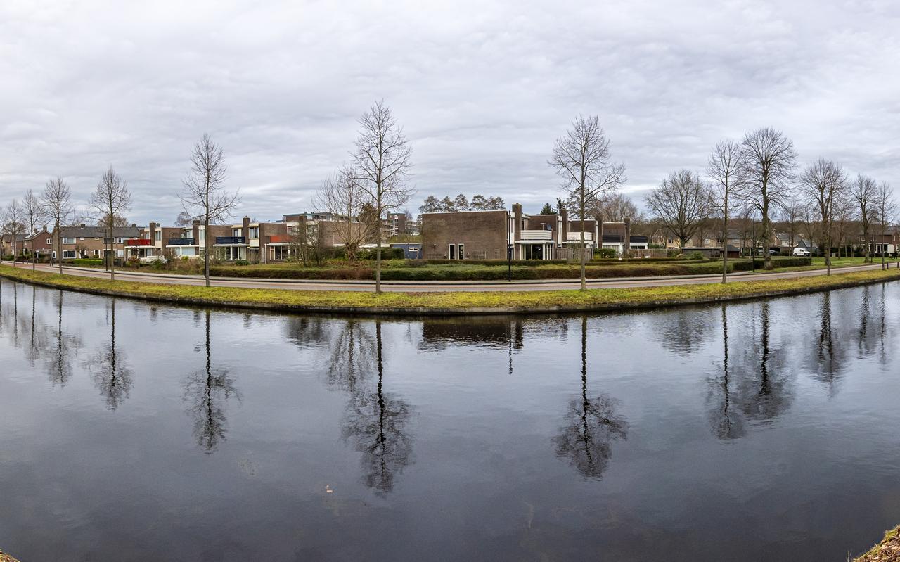 Met water uit de Drentse Hoofdvaart kunnen ruim vierhonderd huizen in de wijk Lariks aardgasvrij gemaakt worden. Met water uit de Drentse Hoofdvaart kunnen ruim vierhonderd huizen in de wijk Lariks aardgasvrij gemaakt worden.