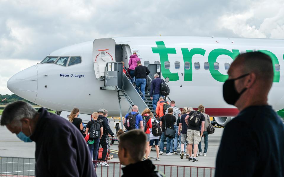 Vakantievlucht van Transavia vanaf Groningen Airport Eelde. 