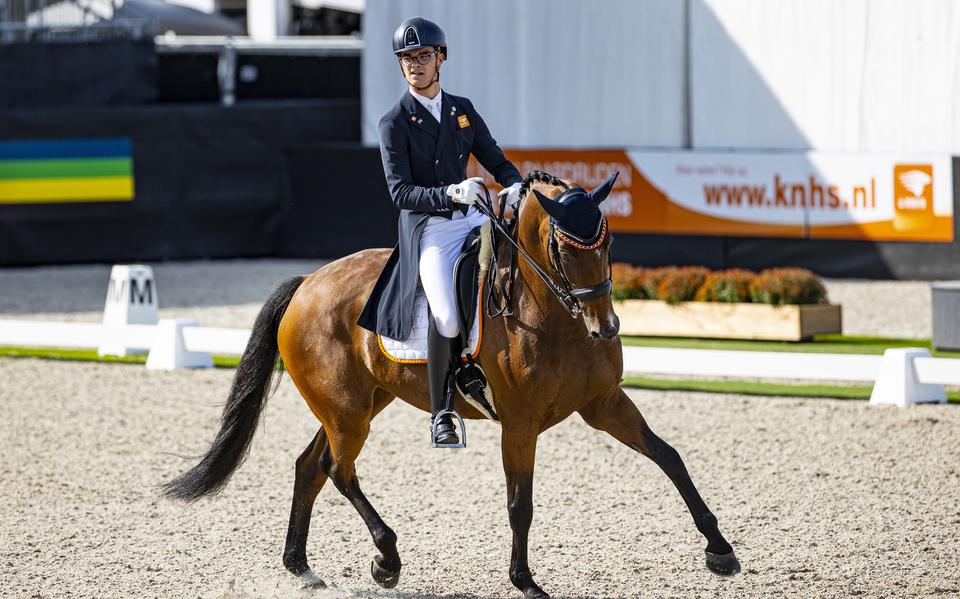 Marten Luiten won met zijn paard Fynona drie keer goud op het EK in het Spaanse Oliva.