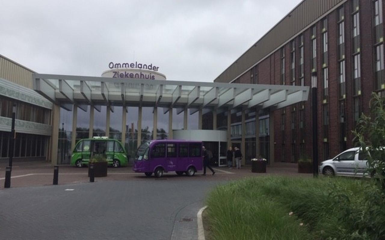 Oldambt vervangt de borden die verwijzen naar het ziekenhuis in Scheemda. Oldambt vervangt de borden die verwijzen naar het ziekenhuis in Scheemda.