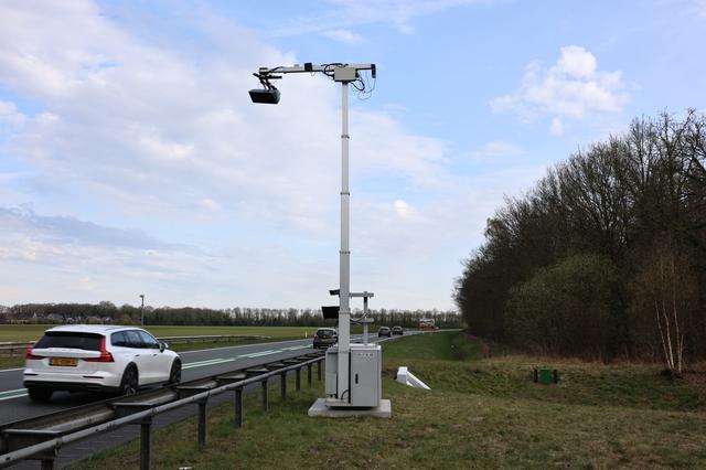 Focusflitser langs N34 bij Annen. Mobieltje vast? Dan kun je een gepeperde rekening verwachten