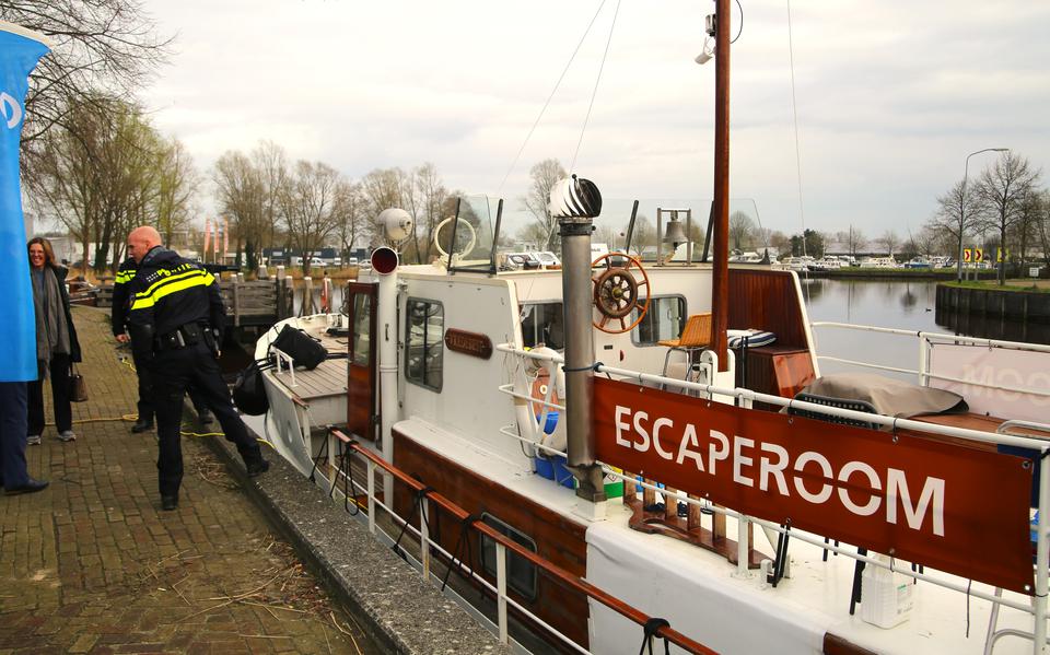 De Escapeboot in de haven van Winschoten.