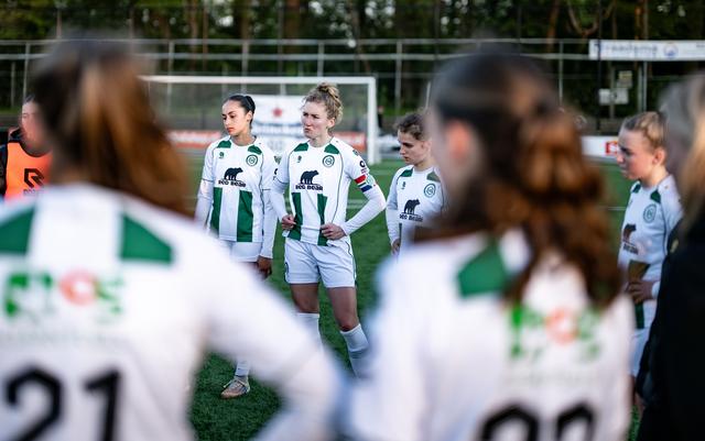 FC Groningen degradeert na vier maanden terug naar de tweede divisie. ‘Er moet kwaliteit bij’