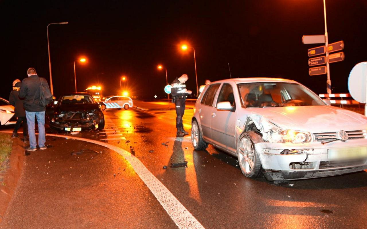 Flinke schade bij ongeluk op N33 bij Holwierde - Dagblad van het Noorden - Dagblad van het Noorden