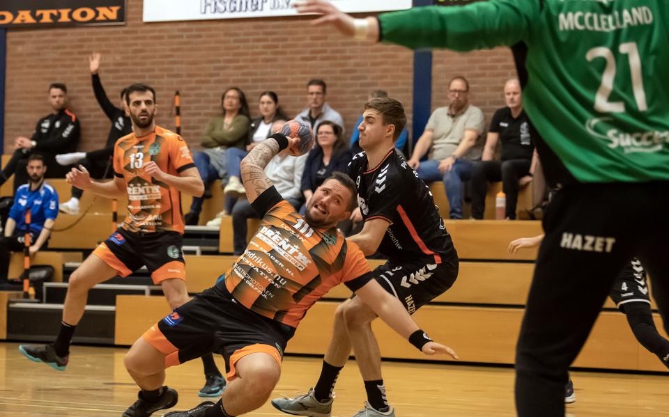 De Handballers Van Hurry Up Zien De Finaleplek In Strijd Om De Titel Uit Zicht Verdwijnen In