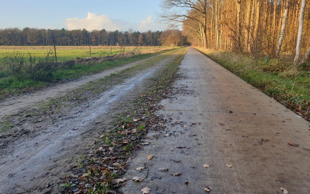 Het veel bediscussieerde fietspad tussen Anloo en Schipborg Het veel bediscussieerde fietspad tussen Anloo en Schipborg