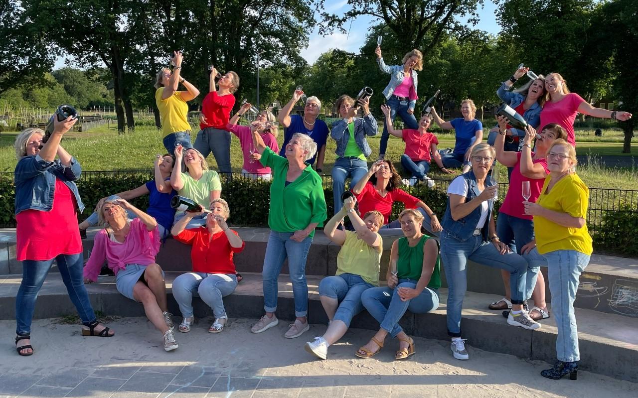 Country Life in Westerbork met de Diva's, Nait Soezen en Ivory Linedance Group