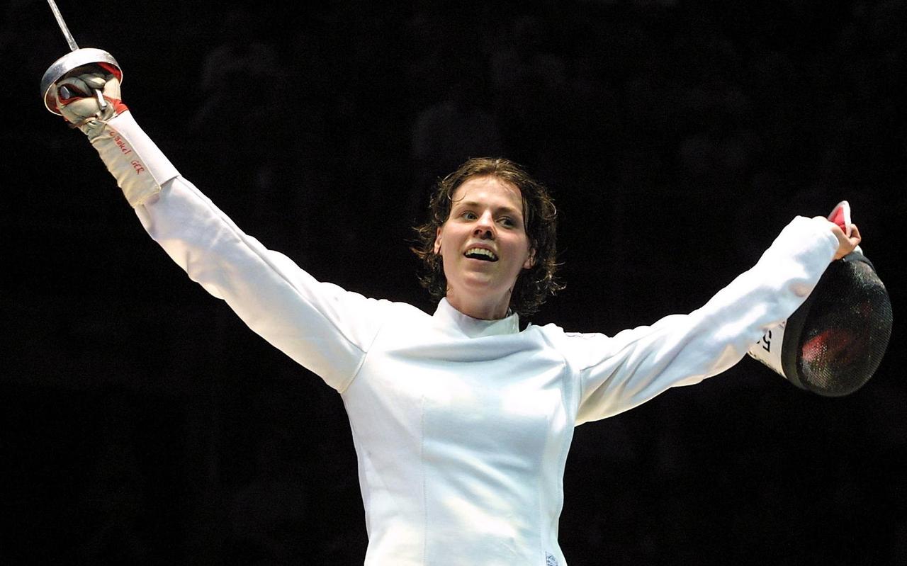 Claudia Bokel wint in 2011 het WK schermen in Frankrijk. Claudia Bokel wint in 2011 het WK schermen in Frankrijk.