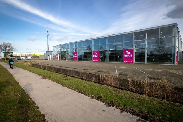 Veendam wil noodopvang asielzoekers aan Lloydsweg langer openhouden