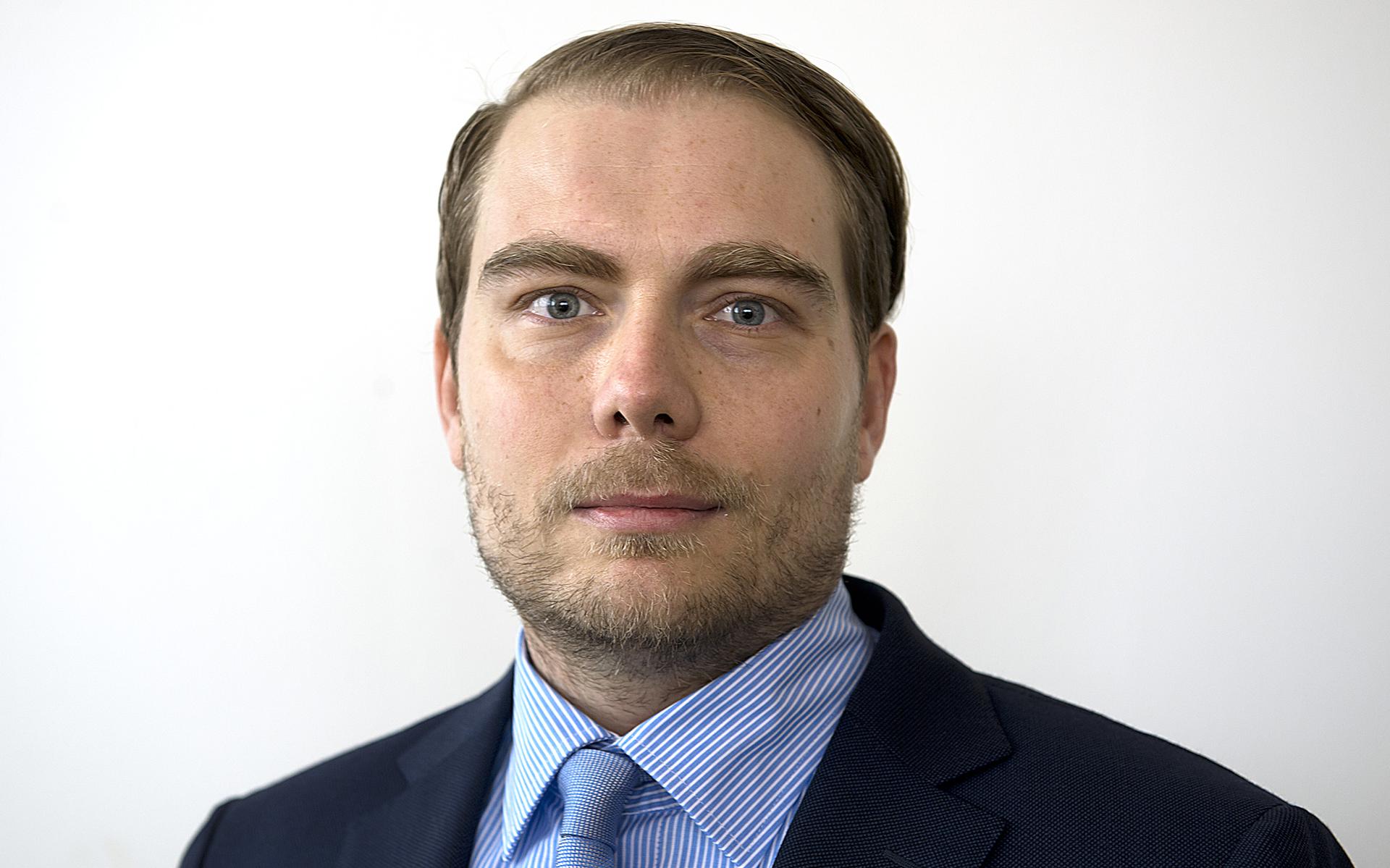Tom Kuilder werd eind 2018 uit de Emmer PVV-fractie gezet, maar is straks weer gewoon raadslid voor deze partij. 