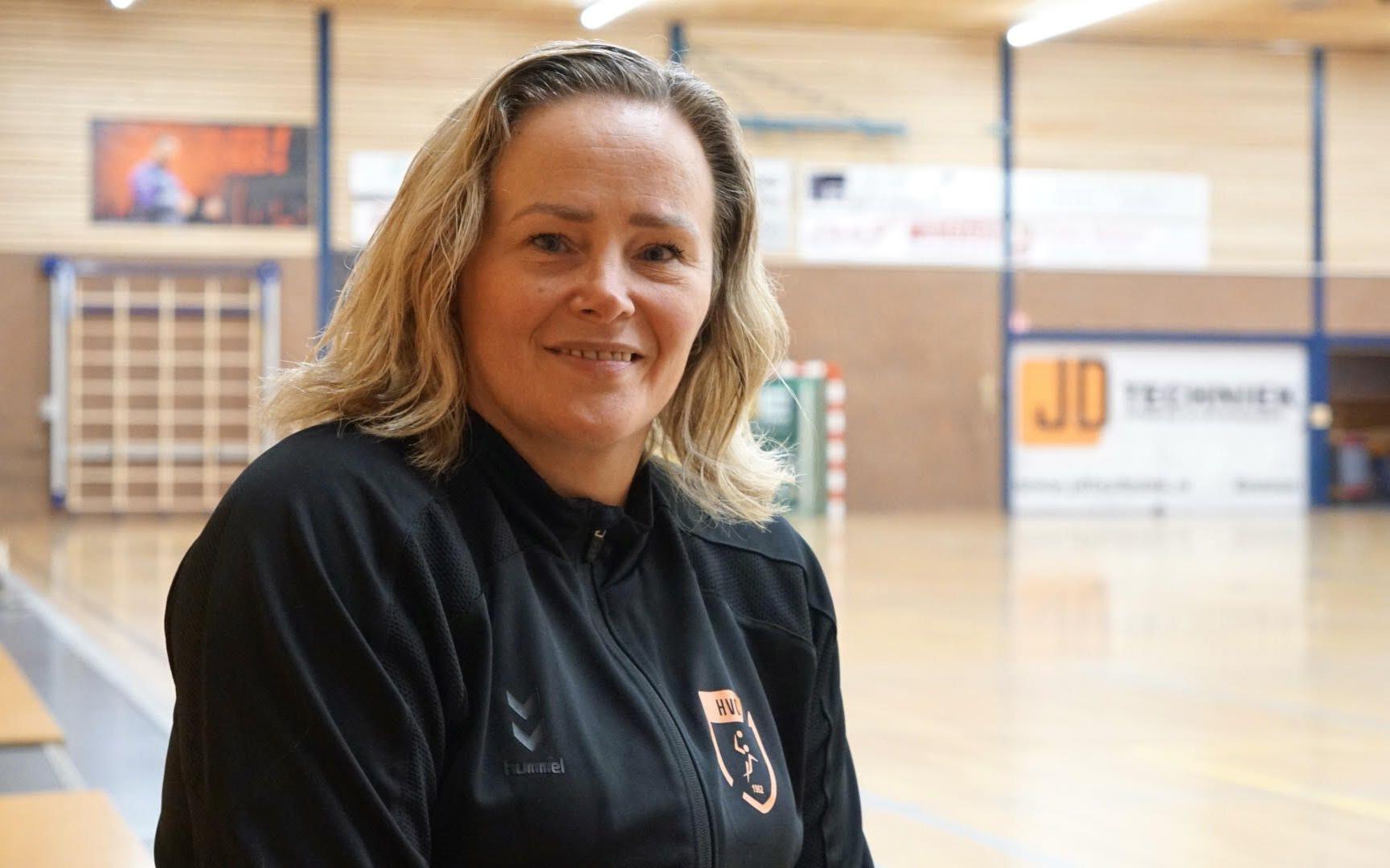 Nadine (43) is nog lang niet verzadigd na veertig jaar handbal. 'Ik doe er het liefst nog een schepj