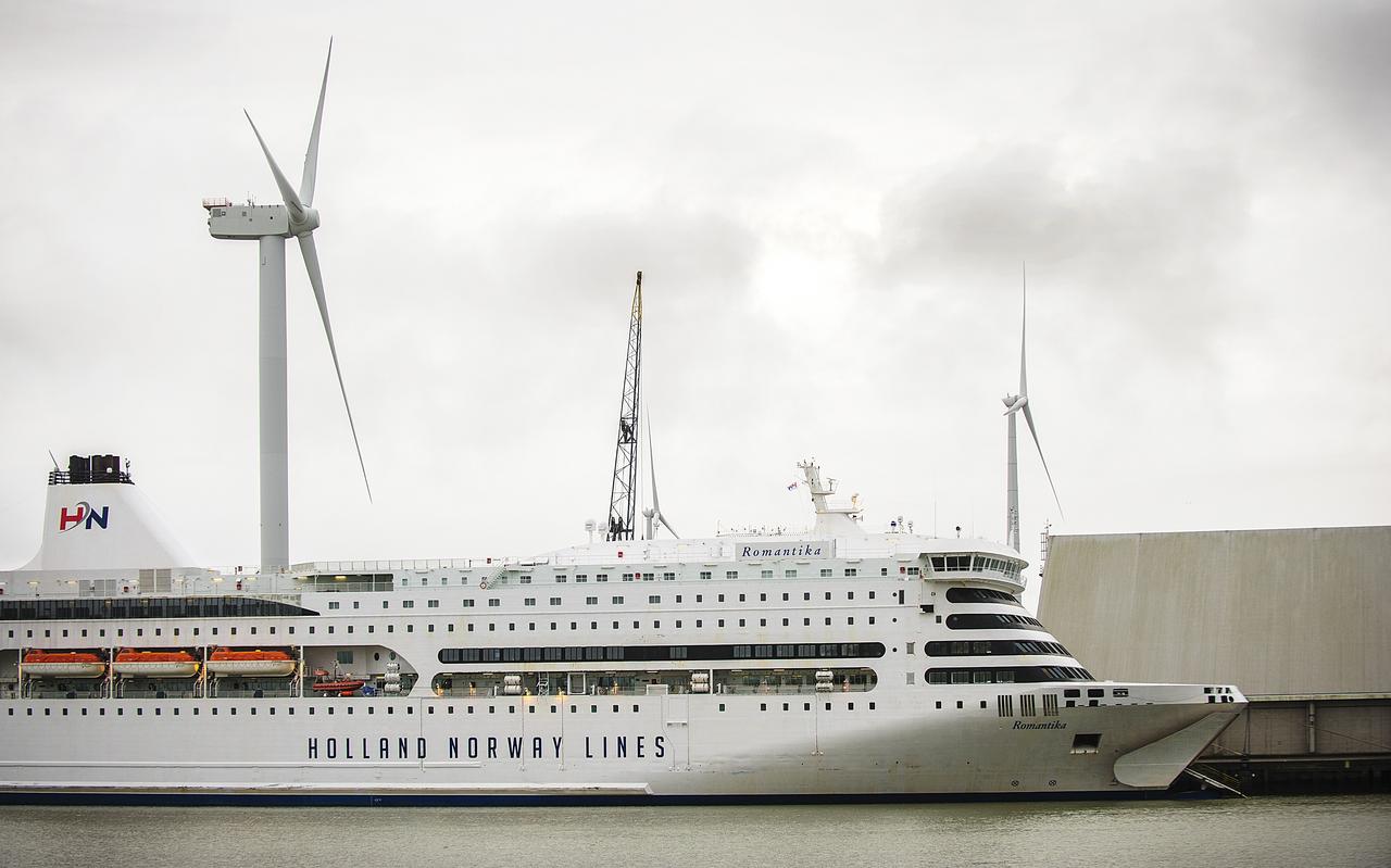 De Romantika in de Eemshaven. De Romantika in de Eemshaven.