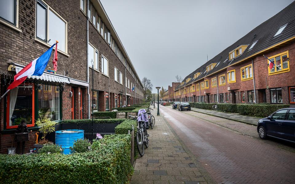 Irislaan in Groningen transformeert tijdens WK's en EK's tot Oranjelaan, maar dit jaar niet. 'Tegen