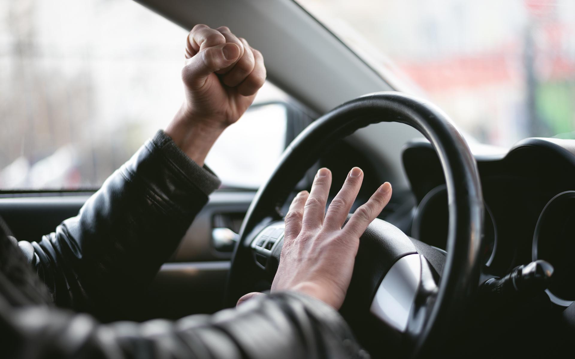 Man rijdt vermeende afperser aan in Emmen met 112 aan de lijn: 'Angst, paniek, verdediging; ik wilde