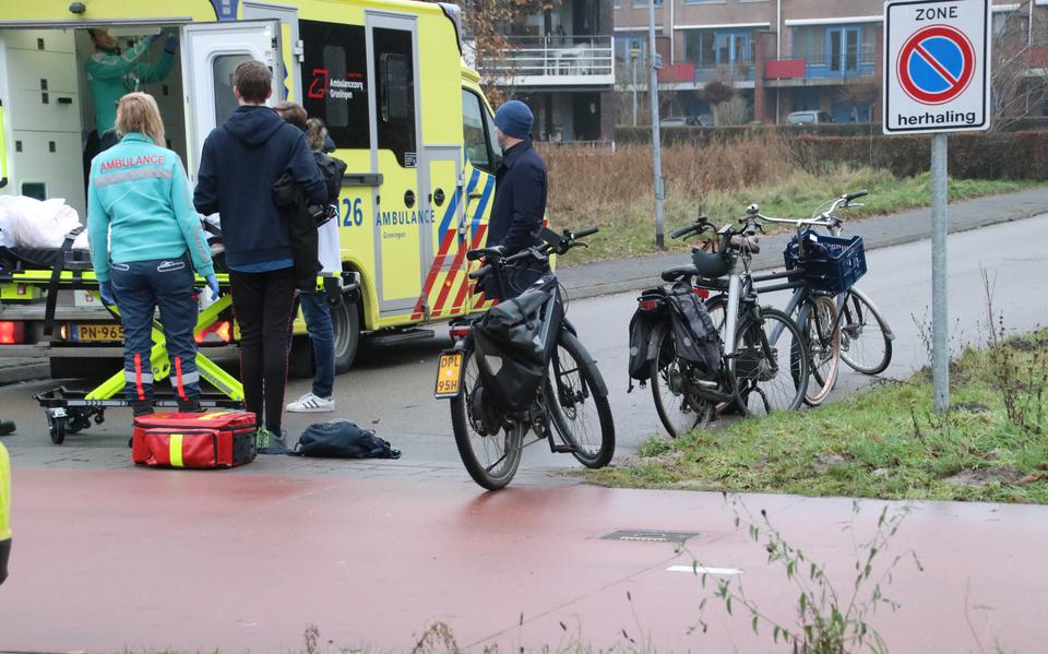 Fietser gewond door botsing in Groningen.