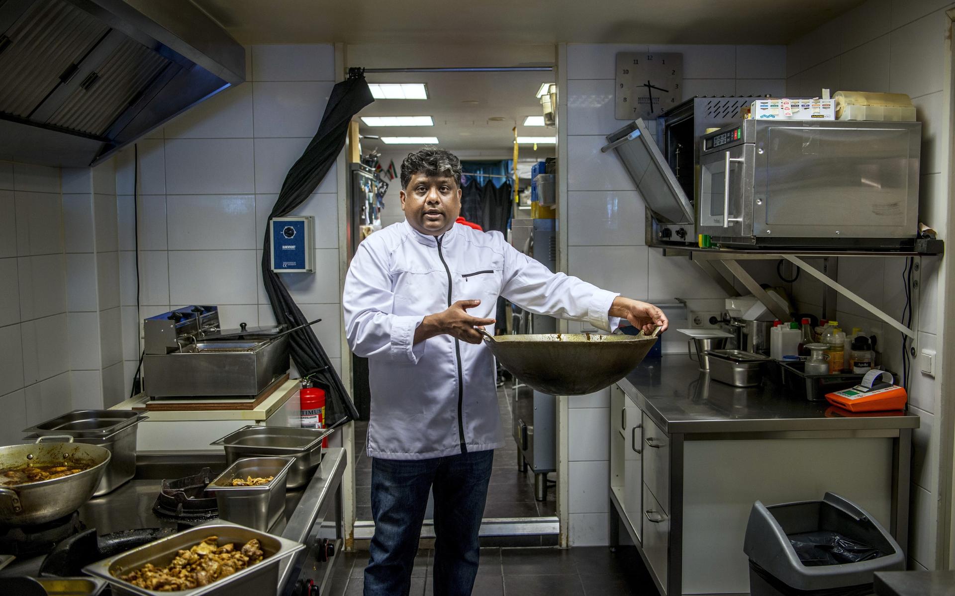 Aniel zag zijn restaurant Klein Paramaribo in Assen vier maanden geleden afbranden, maar kan nog ste