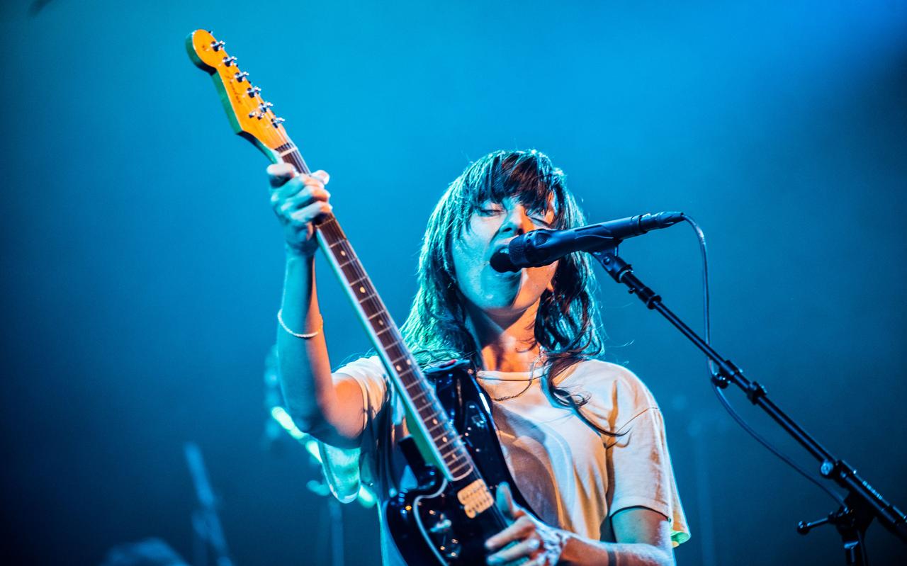 Courtney Barnett overtuigde op TakeRoot maar kreeg de Grote Zaal niet vol. Courtney Barnett overtuigde op TakeRoot maar kreeg de Grote Zaal niet vol.