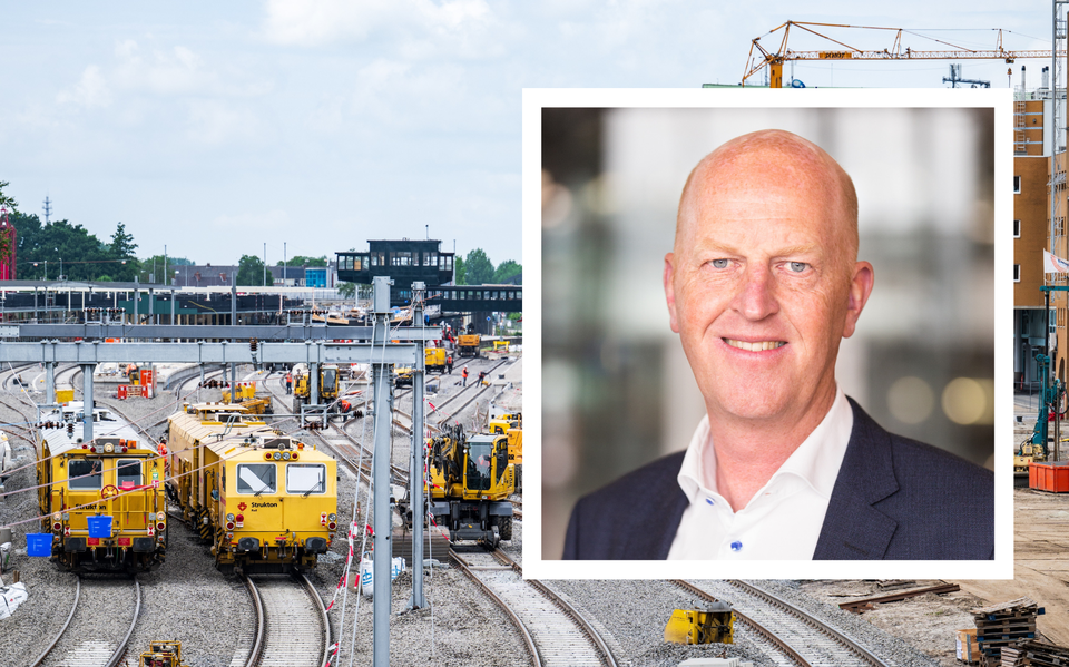 Earde Jepma, met op de achtergrond de grote verbouwing.