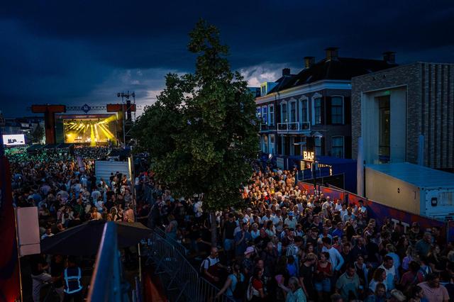 LIVE | Programma TT Main Stage tijdelijk stilgelegd vanwege noodweer