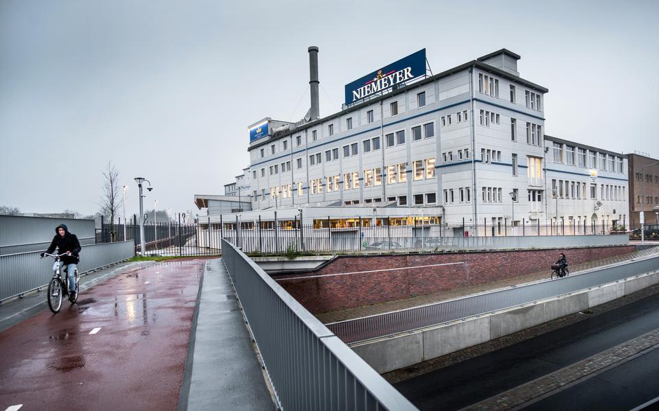De voormalige tabaksfabriek van BAT Niemeyer aan de Paterswoldseweg in Groningen.