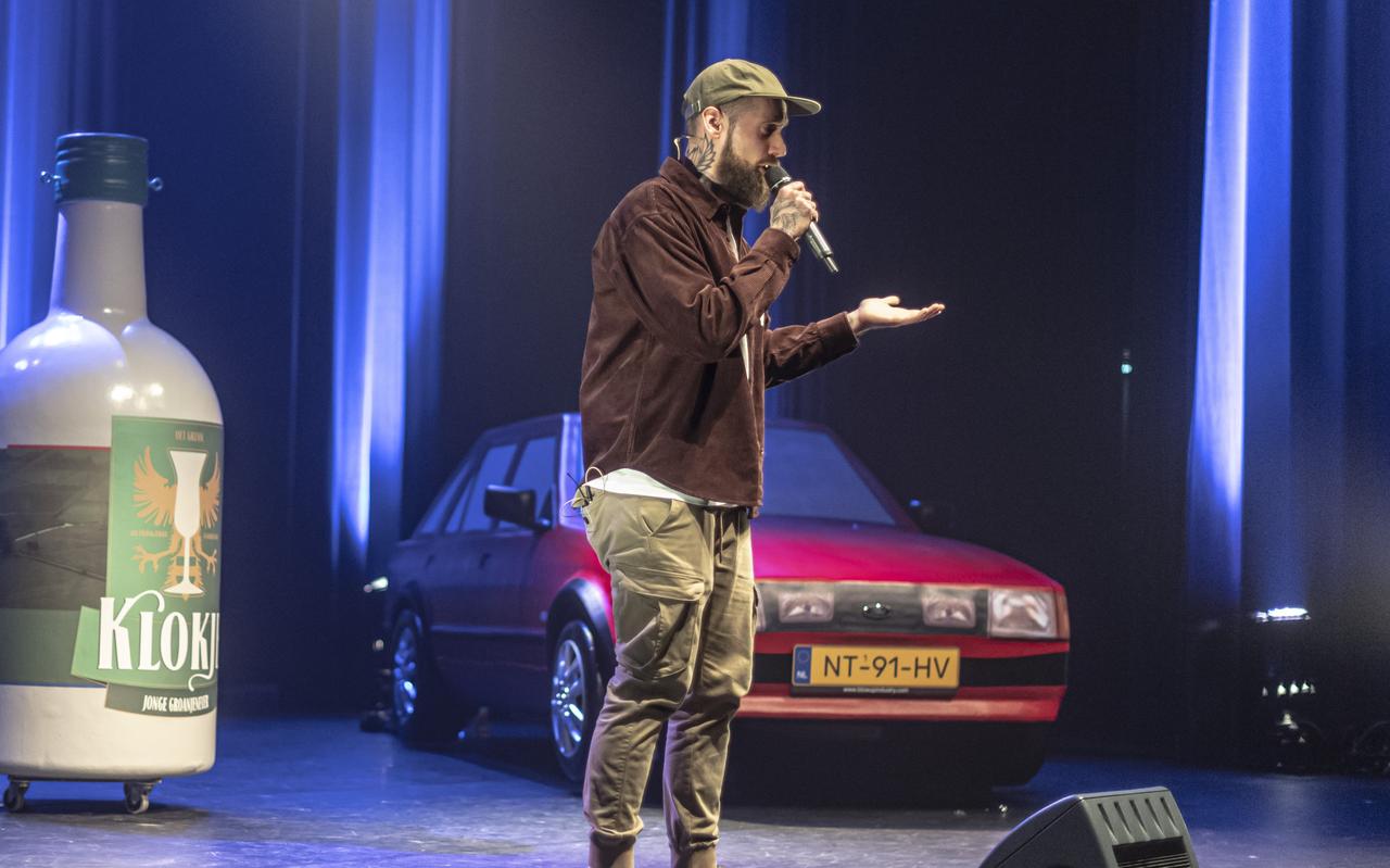 TikTok Tammo (Johannes Peetsma) bij de première van 'Tammo zingt Staal' in vanBeresteyn in Veendam. TikTok Tammo (Johannes Peetsma) bij de première van 'Tammo zingt Staal' in vanBeresteyn in Veendam.