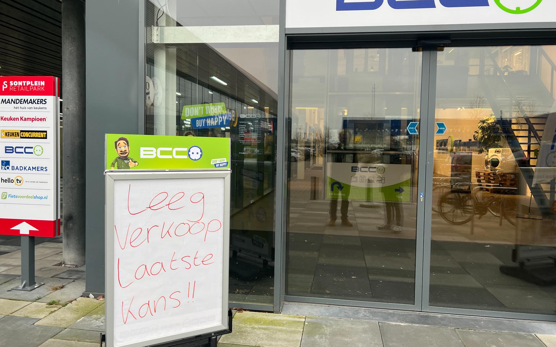 Elektronicazaak BCC aan Sontplein in Groningen gaat dicht.