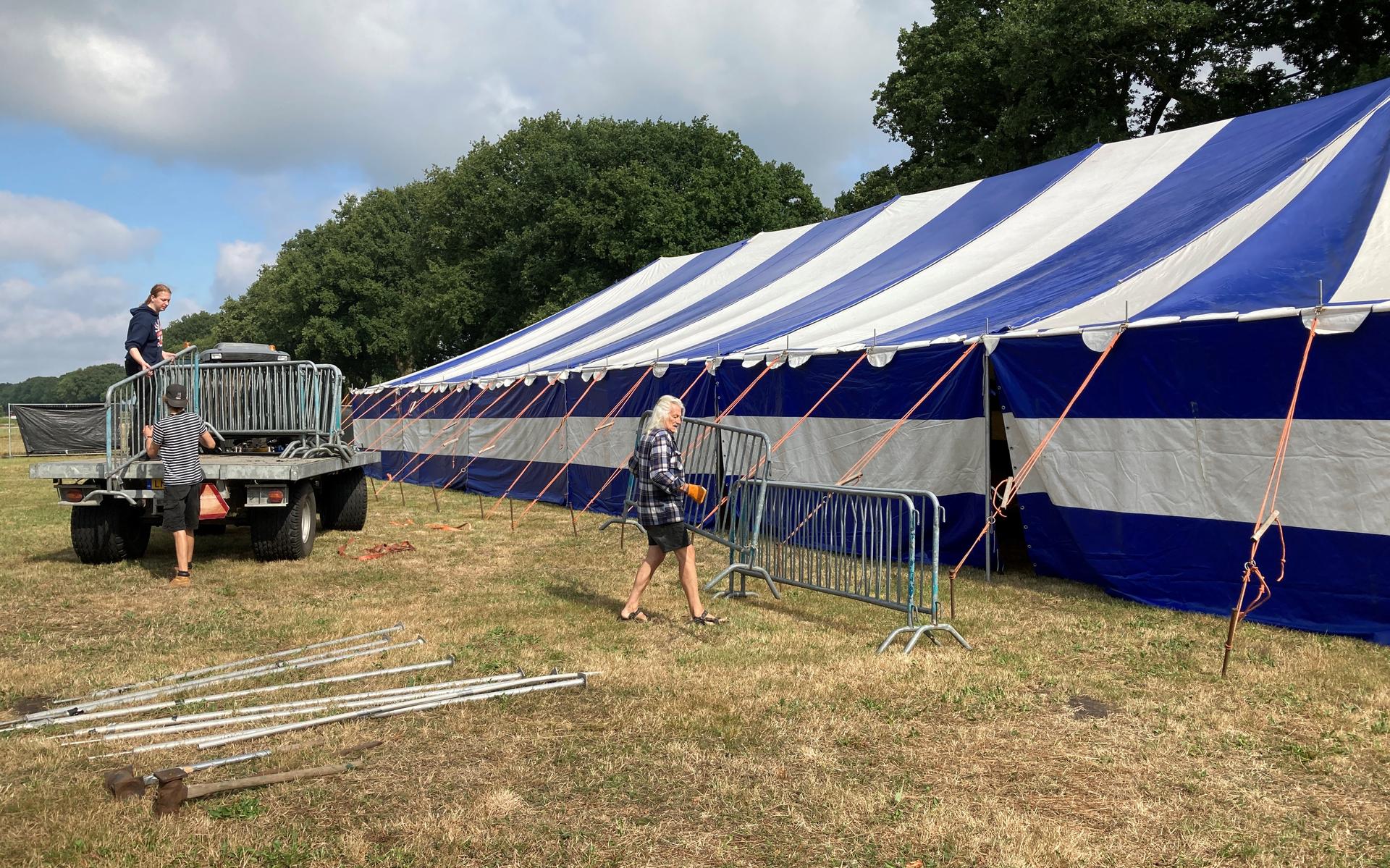 Popfestival Donderslag in Donderen viert twintigste verjaardag. 'Op onze geluidsinstallatie is menig
