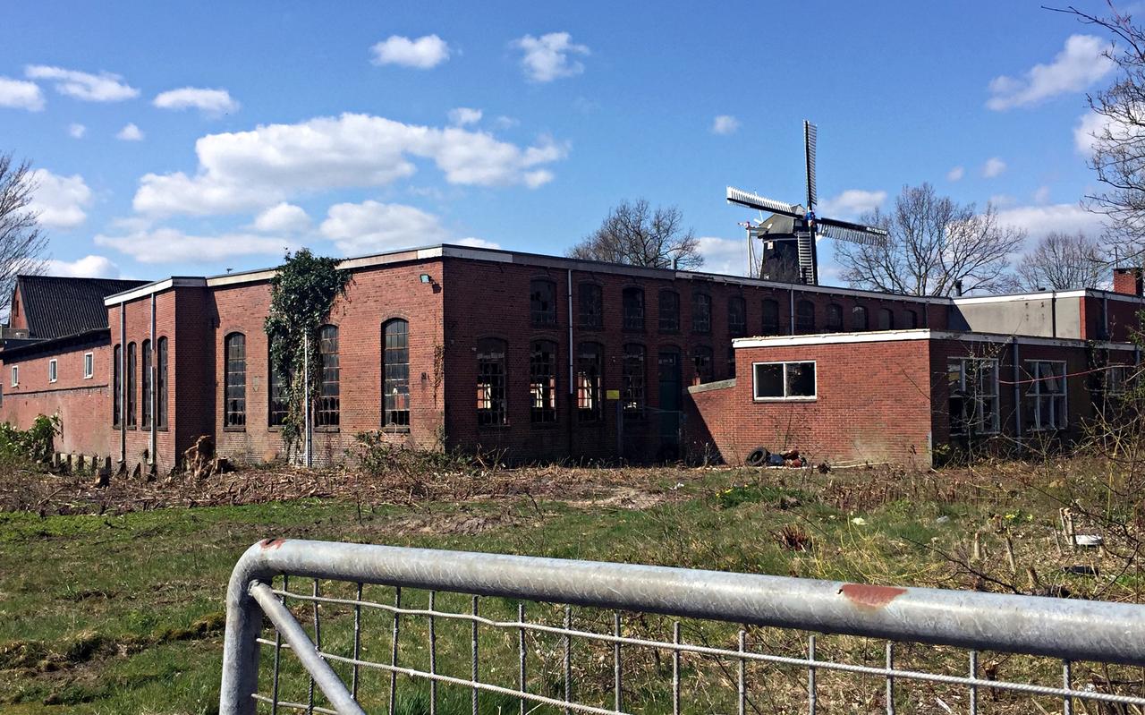 Het verpauperde fabriekspand wordt binnenkort gesloopt. Het verpauperde fabriekspand wordt binnenkort gesloopt.