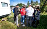Beroepskrachten van het Rode Kruis blijven langer hulp bieden in Ter Apel