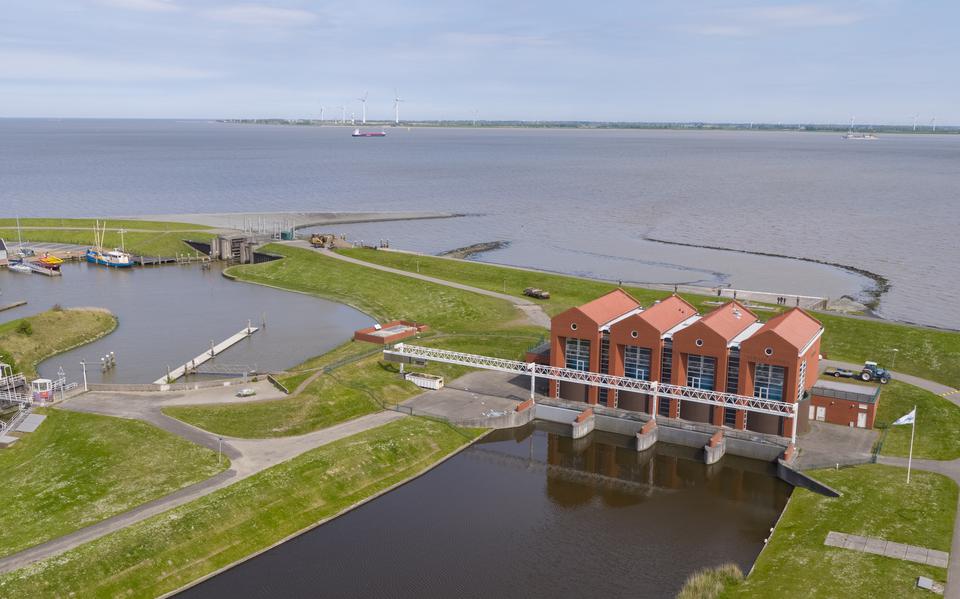 Schade Voor Hunze En Aa S Loopt In De Tonnen Kadeverhoging In Veenkoloni N Hier En Daar Nodig