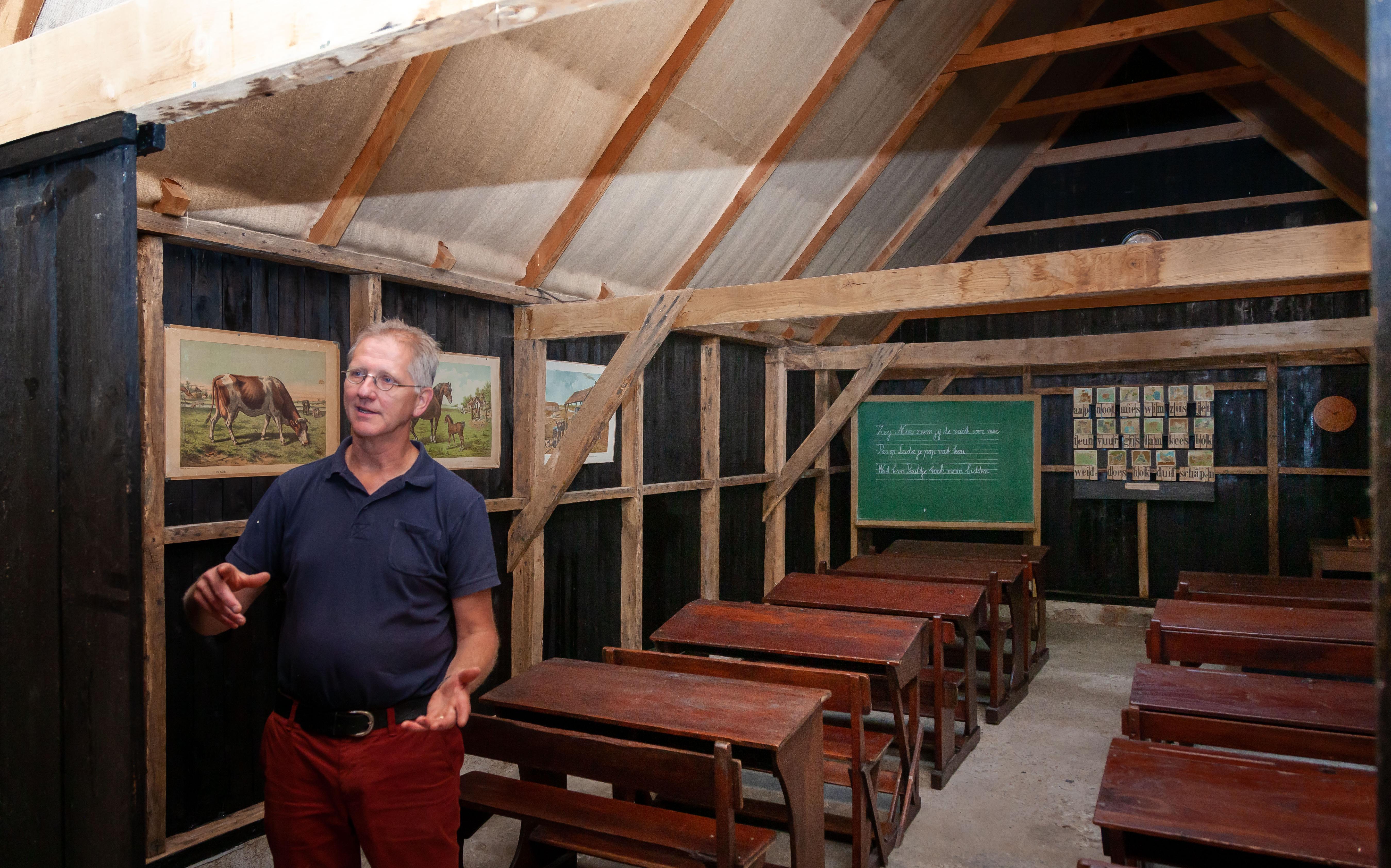 Bezoekers van Frederiksoord kunnen weer kijkje nemen in authentiek kolonieschooltje en -huisje