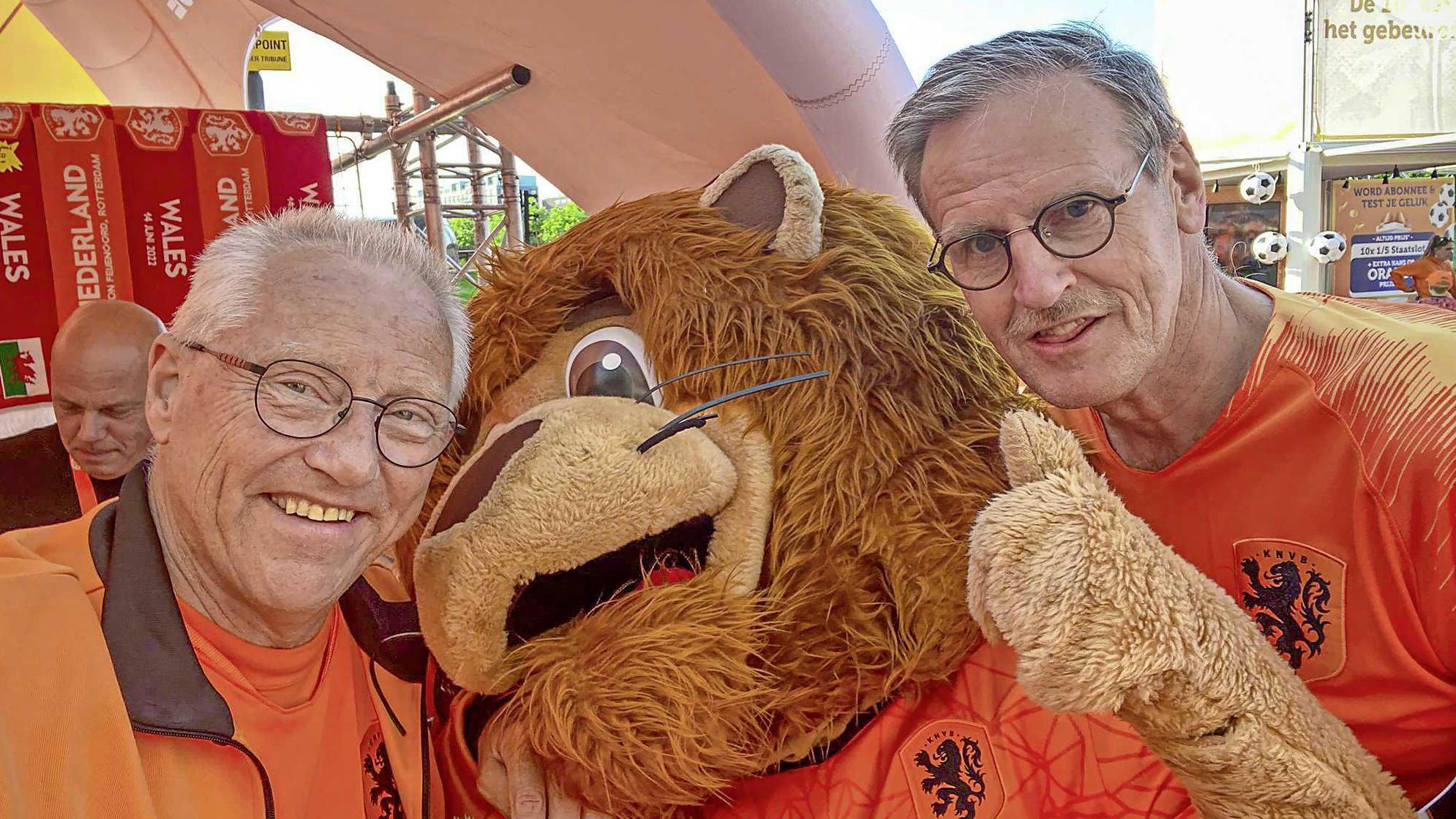 Schreeuwend dure WK-tickets, maar niet voor Gert uit Stadskanaal: ‘Nog nooit zulke goedkope kaartjes