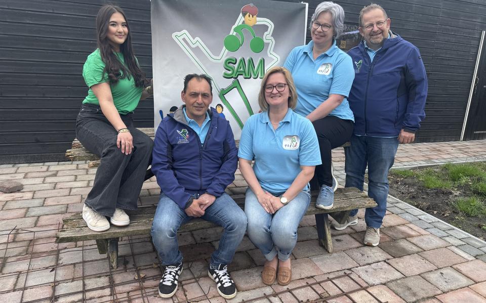 Lieke, Constantijn en Beka, Suzanne en Klaas.